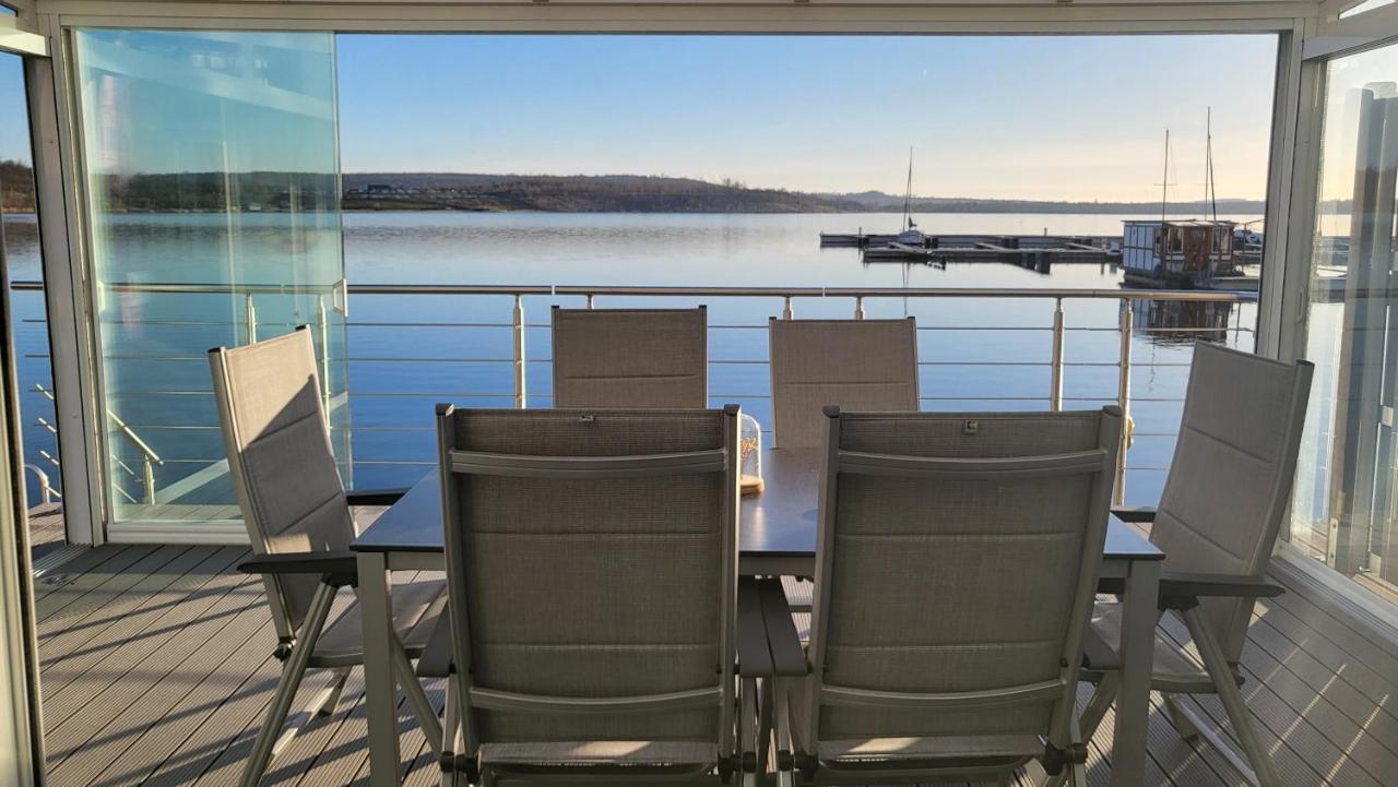 Seehaus Pippa Mit Sauna And Whirlpool Direkt Am See Mucheln Exterior foto